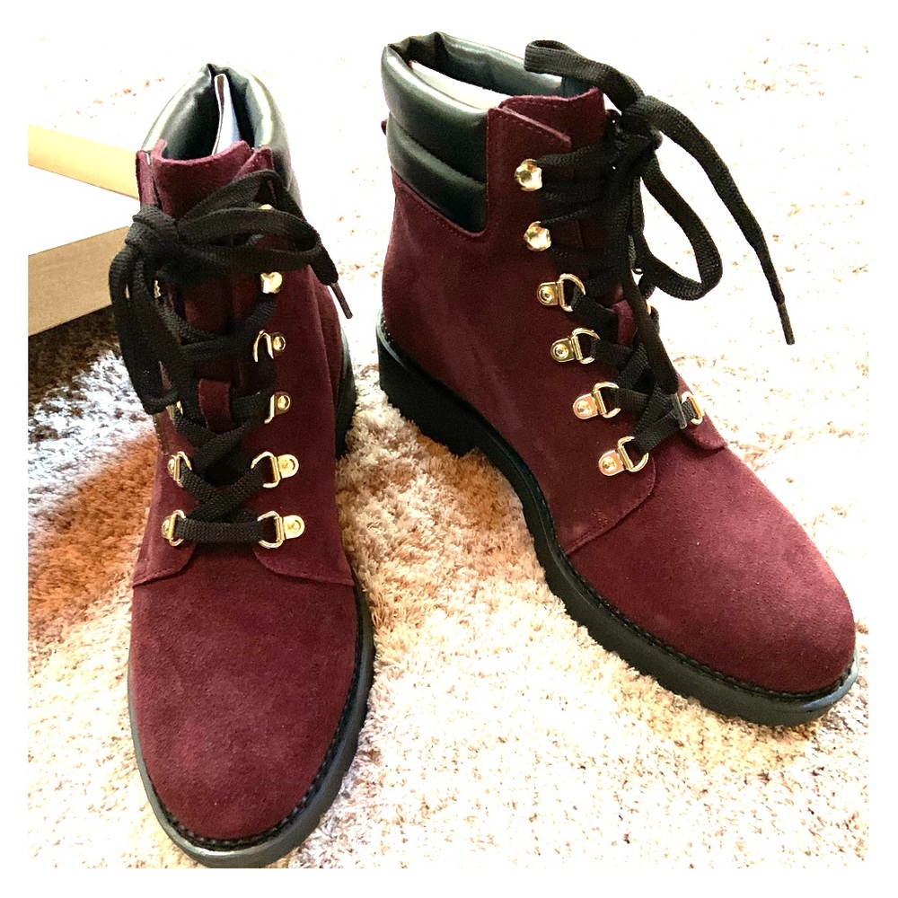 NWT Original box Excellent combat Boot style!! 🤩